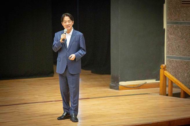 民进党总统参选人赖清德在中山大学座谈被女大生直问贪腐，回答有些惊慌失措，引发热议。（中时资料照／袁庭尧摄）