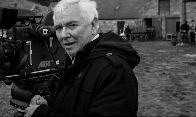 英国名导泰伦斯戴维斯享寿77岁，在家人陪伴下辞世。（摘自X＠@TimeOutFilm）