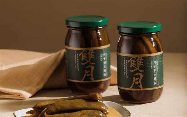 北投老爷与「双月食品社」联名推出「汤╳汤」住房专案，入住旅客可获赠「双月阿甘剥皮辣椒」1罐。(老爷酒店集团提供)