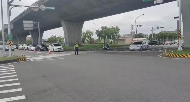 今（10日）为国庆连假最后一天，上午国5北返车潮持续不断，雪隧内平均时速约45公里。（宜兰县警察局提供／吴佩蓉宜兰传真）