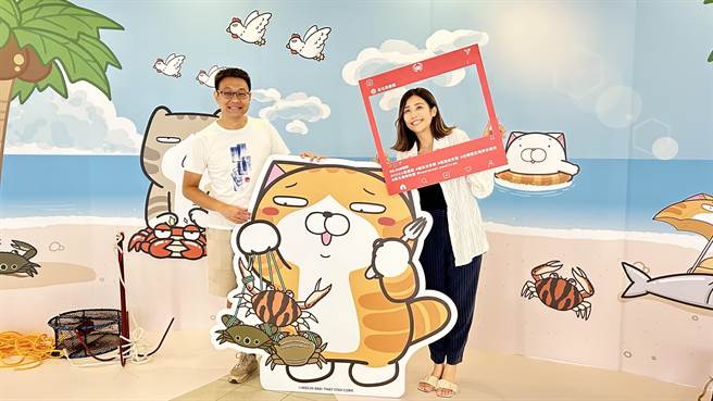 富基渔港「限定鱻猛白烂猫主题鱼市特展」超吸睛。（新北市渔业处提供／蔡亚桦新北传真）