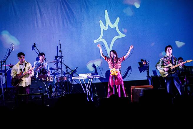 庸俗救星日前举办演唱会。（庸俗救星提供）