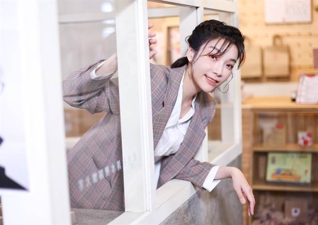 入圍金鐘視后的蔡淑臻今年展現強烈得獎企圖心。（陳俊吉攝）