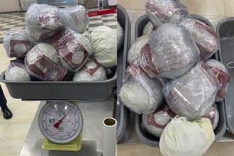 棉布外裹保鮮膜辯稱「按摩球」 從泰國返台2人行李藏毒遭逮