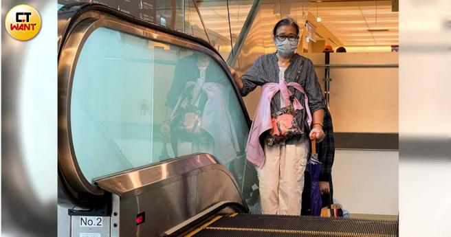 林老太太發現醫藥費給子女帶來龐大負擔，自行減藥想縮減開銷，身體卻因此出現抗藥性。（圖／黃威彬攝）