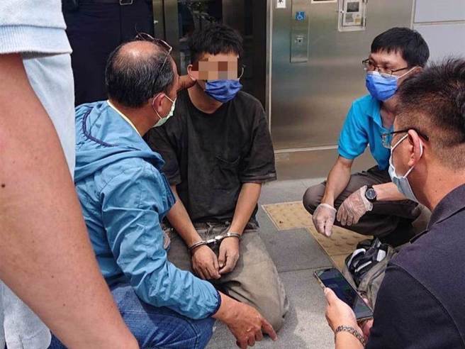 何姓男子不满37岁的吴姓男子出现在前妻姚女的家中，情绪失控下，持刀追杀狂捅131刀、还用绳索将他吊挂勒毙。（本报资料照）