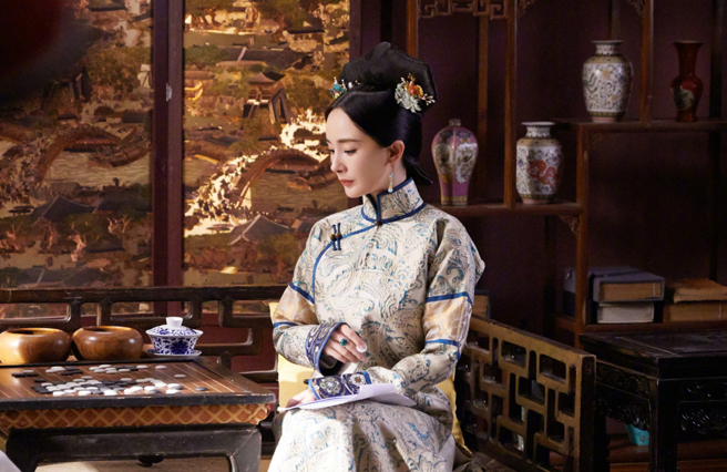 清朝乾隆后宮內有一名來自新疆維吾爾族的妃子，相傳她身上飄散香氣，因此獲得皇帝的喜愛。(示意圖/達志影像)