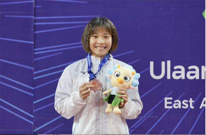 國際女孩日，賴清德：成為台灣女孩的後盾，讓女孩成為改變社會的力量。角力國手曾怡瑄。（取自中華奧會網站）