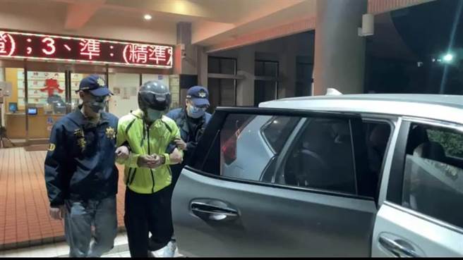 粘男暴打繼子的影片在網路流傳，才讓整體案件曝光。（本報資料照片）