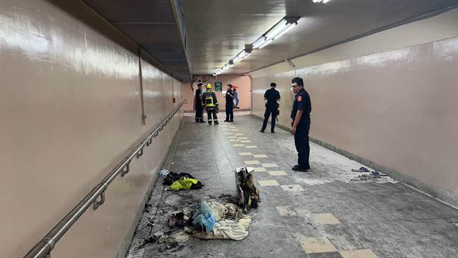 台中荣总旁地下道发现疑似爆炸残留物品，警方获报到场处理。（民眾提供）