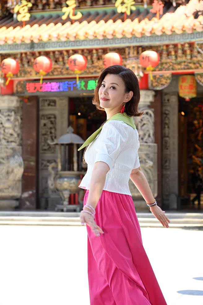 方馨新戏造型缤纷。（台视提供）