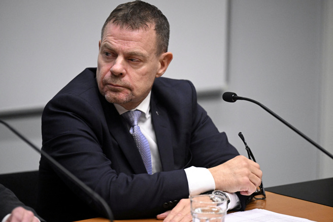 芬兰国家调查局（National Bureau of Investigation）探长罗希（Risto Lohi）向媒体表示：「损害似乎是由机械力造成，而非爆炸。」(图/ 路透社)
