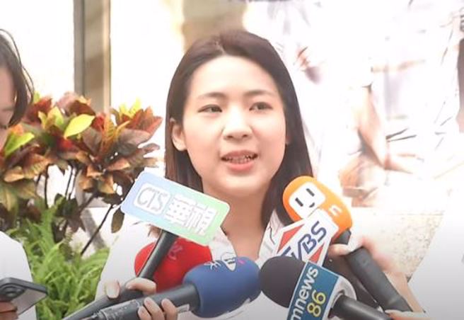 国民党台北市第七选区立委参选人、议员徐巧芯。(取自中时新闻网直播)