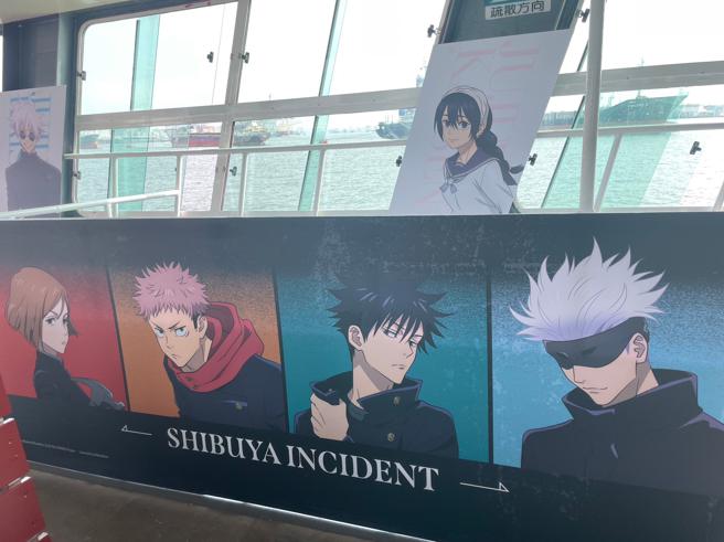 船舱内有角色看板陪大家一起搭渡轮。（图片来源：高雄轮船公司提供）