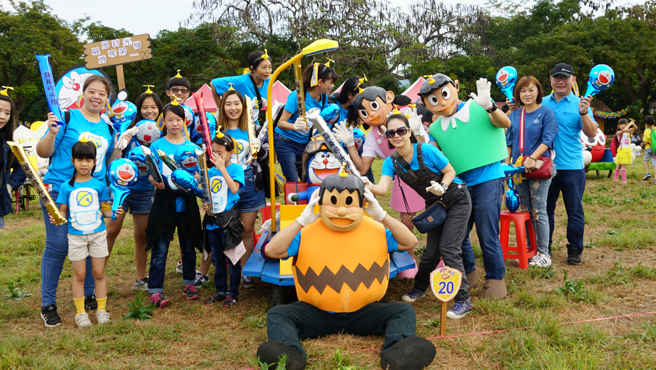 西拉雅趣飛車是臺灣自行車節系列活動之一，也是臺灣唯一本土的造型車運動競賽，無動力造型車是不一樣的自行車體驗，藉由選手的創意、熱血和團隊努力，賦予自行車新的定義與精神。