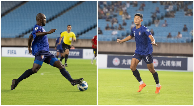 中华男足归化前锋安以恩（左）在开赛第4分钟助攻游耀兴（右）率先攻破东帝汶大门。（中华足协提供）