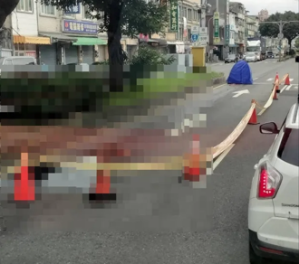 宜蘭老婦穿越2輛停等紅燈槽車 燈號一變「當場遭輾斃」