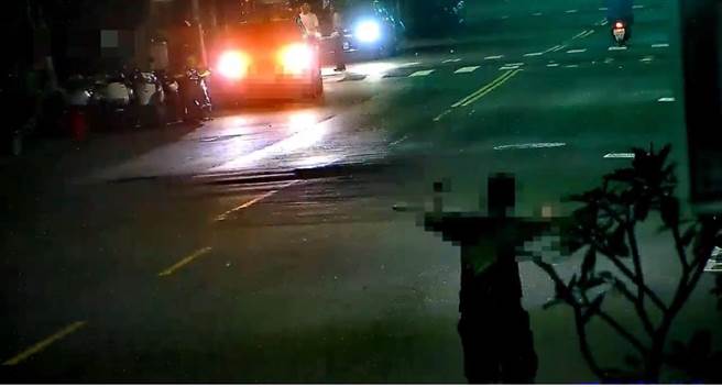 高雄市苓雅区13日早上5时许发生一件砍人案件！（高市苓雅分局提供／杨舒婷高雄传真）