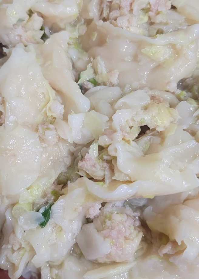 原PO煮水饺全破掉，已经看不出水饺的样子了。（翻摄爆怨公社）