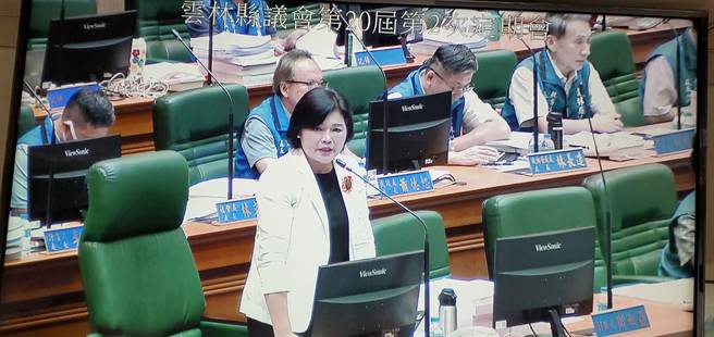 張麗善主動發表感言說，她非常不捨、遺憾沈宗隆請辭。（周麗蘭攝）