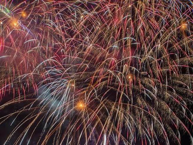 日月潭水社中兴停车场21日晚间7时在举行《Gen. AI 绽燃•爱》音乐会，当晚将施放480秒烟火。（日月潭风管处提供／杨静茹南投传真）