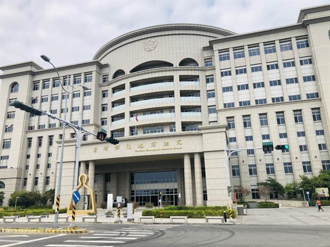 彰化地方法院日前针对持菜刀杀伤前妻的杨姓男子以杀人未遂罪判刑6年2月。（孙英哲摄）