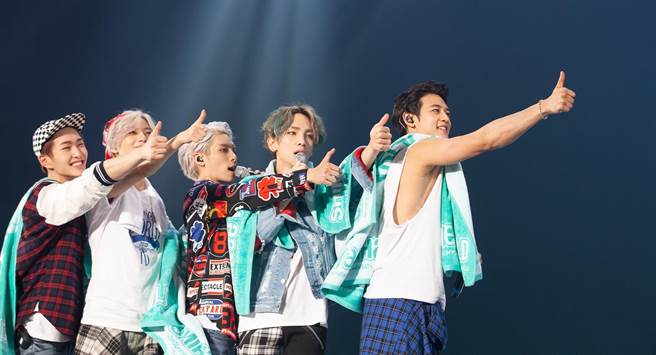 「SHINee」出道15年推出首部專屬紀錄片《My SHINee World》。（車庫娛樂提供）
