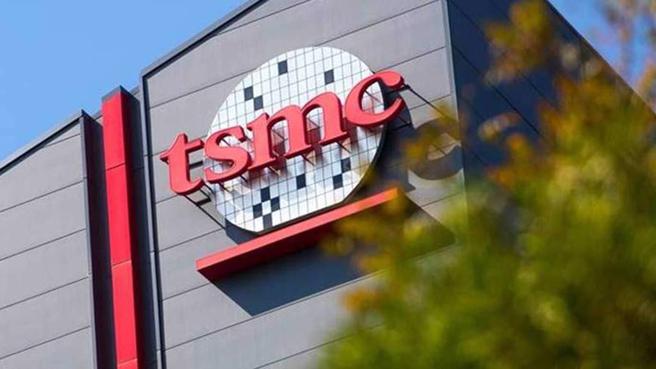 台積電13日正式回應表示，已獲准於南京持續營運，並且也在中國營運的無限期豁免也正在申請之中。圖／本報資料照片