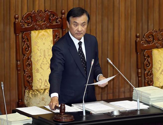 曾任立法院长的苏嘉全，其女婿爆出酒醉后挥拳殴打计程车司机，引发热议。（资料照／姚志平摄）