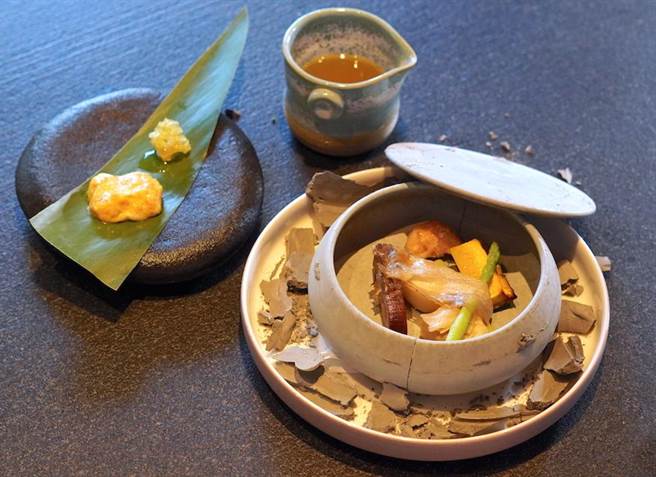 料理「海洋土地，府城的鲜」。（何书青摄）