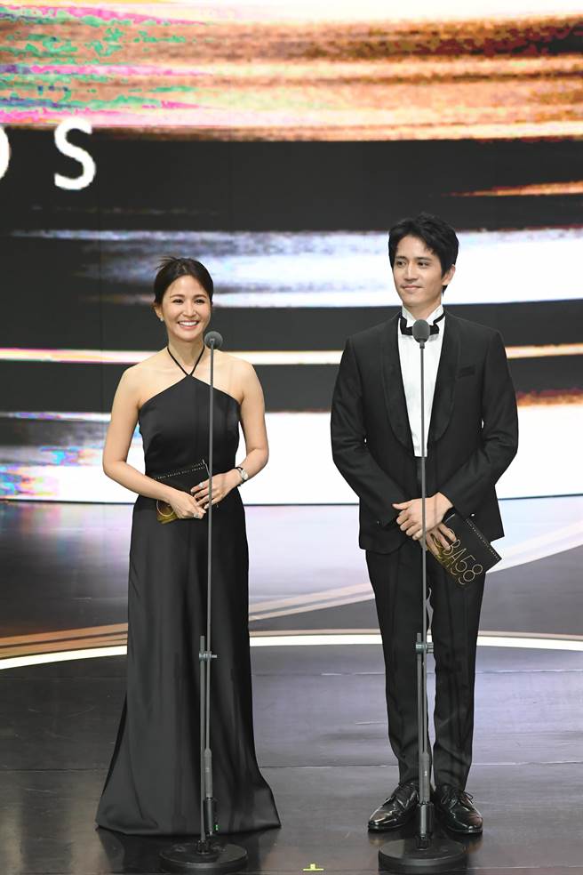 吴怡霈与日籍男星松野高志14日搭檔担任揭奖人。（三立提供）