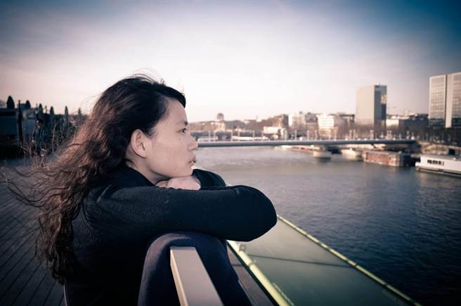 《黑暗的光景》導演洪儀庭。 （OXYM劇團提供）