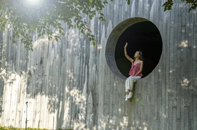 ▲在思考体验区也可以拍出网美照。（摄影：亚瑟王）