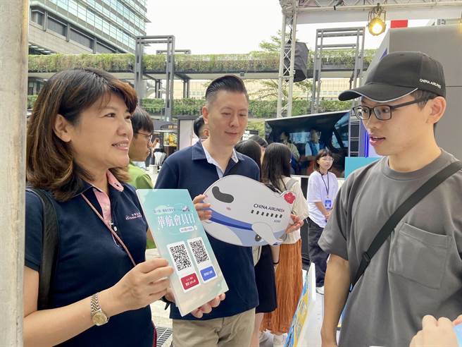 16日「華航會員日」將有限時優惠方案，會員購票享84折起。（華航提供）