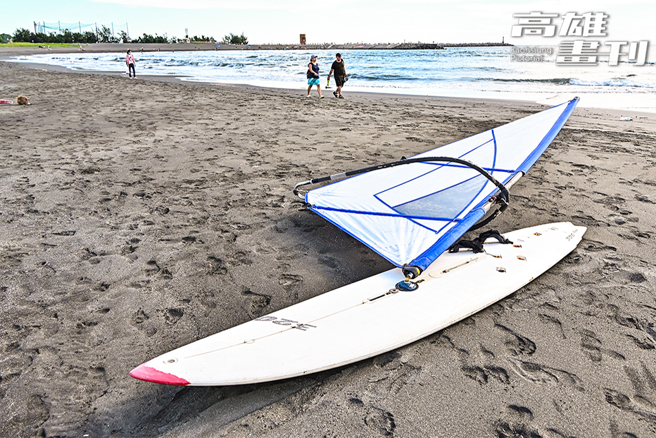 OP型帆船、雷射型帆船LASER、风浪板船都是高雄常见的运动型帆船。(摄影/Carter)