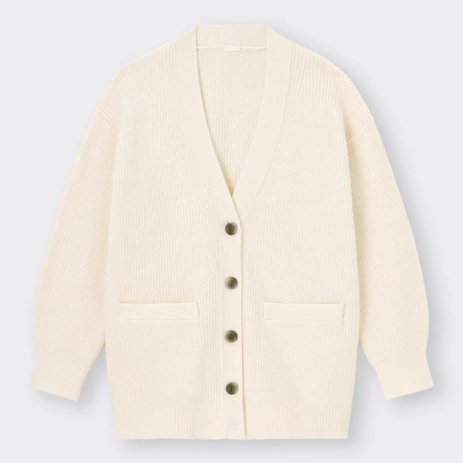 GU女裝柔軟寬鬆開襟外套，990元。（GU提供／朱世凱台北傳真）