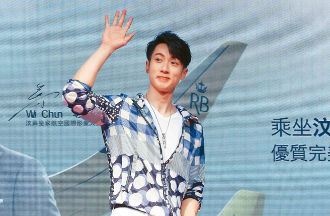 男星吴尊日前生日请粉丝吃饭。（图／中时资料照）