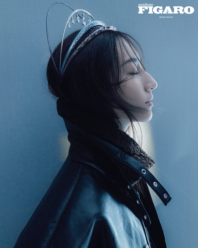 柯佳嬿近日佩戴De Beers珠宝登上《Madame Figaro》香港版时尚杂志封面。（De Beers提供）