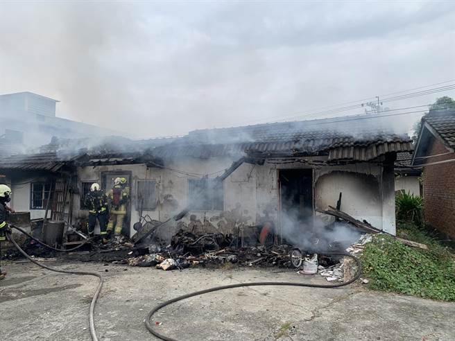 嘉义县民雄乡一处三合院失火，两幼童葬生火窟。（嘉义县消防局提供／吕妍庭嘉义传真）