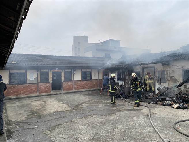 民雄乡一处三合院失火，两幼童葬生火窟。（嘉义县消防局提供／吕妍庭嘉义传真）