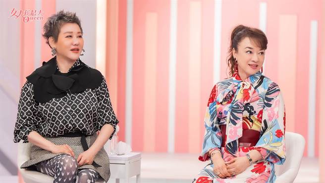 蓝心湄（左）见到翁倩玉难掩兴奋。（TVBS提供）