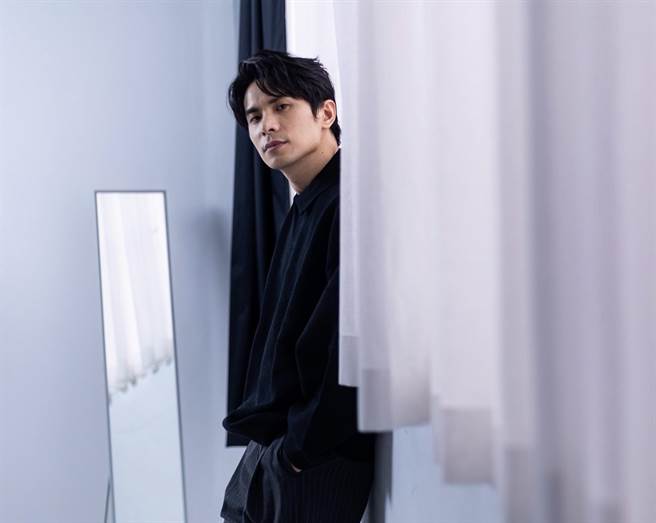 金钟视帝姚淳耀一遇镜头就展现出异于平常的自信。（罗永铭摄）