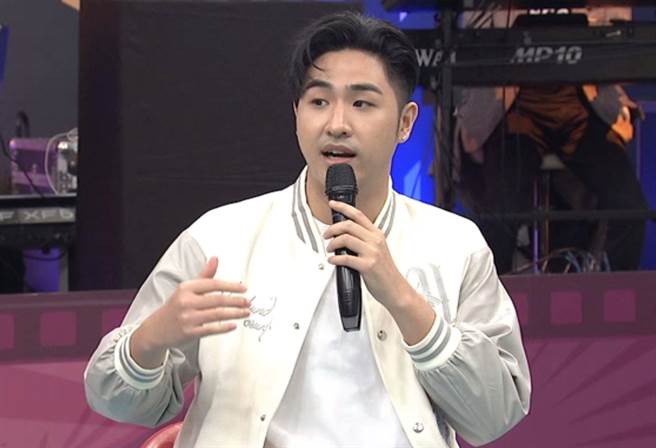 鹿希派表示很羨慕爸爸跟姊姊們之間的感情。（中天綜合台提供）