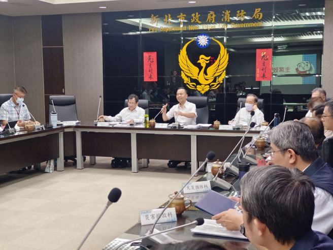 新北市消防局局长李清安，亲自招开消防廉政会。新北消防局提供