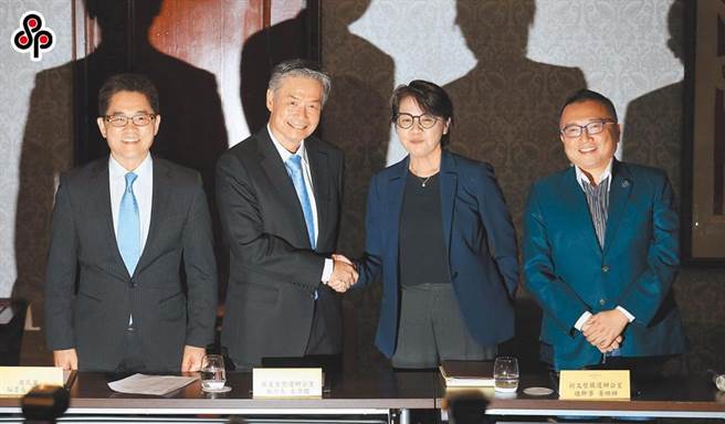 蓝白合会前会于14日首次登场，双方对于产生在野最强候选人方式没共识。（本报资料照片）