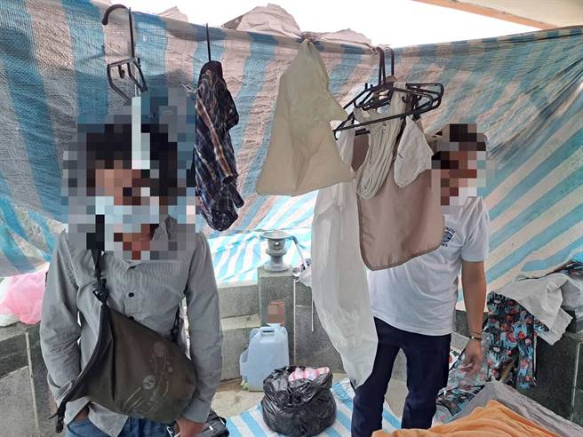 警方发现陈嫌居无定所，竟以公墓为家。（民眾提供／李京升苗栗传真）