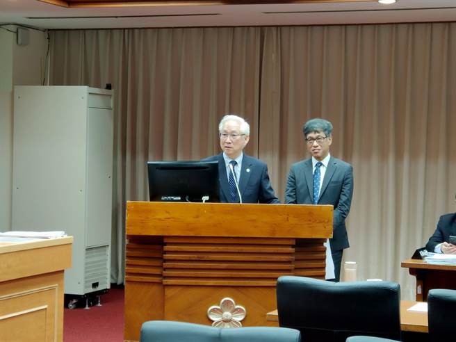 立法院教文会今(15)日邀请国科会主委吴政忠进行业务报告并接受备询。(李侑珊摄)