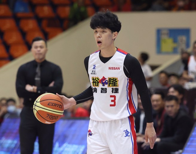 吴季颖今年6月离队转战台啤，17日被爆料效力裕隆期间打假球。（资料照／中华篮协提供）