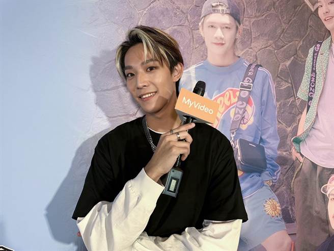 焕钧玩游戏时，总会不计形象。（MyVideo提供）