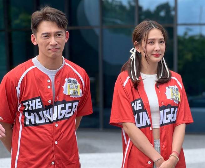 温升豪（左）、安心亚上《飢饿游戏》互动有趣。（中视提供）